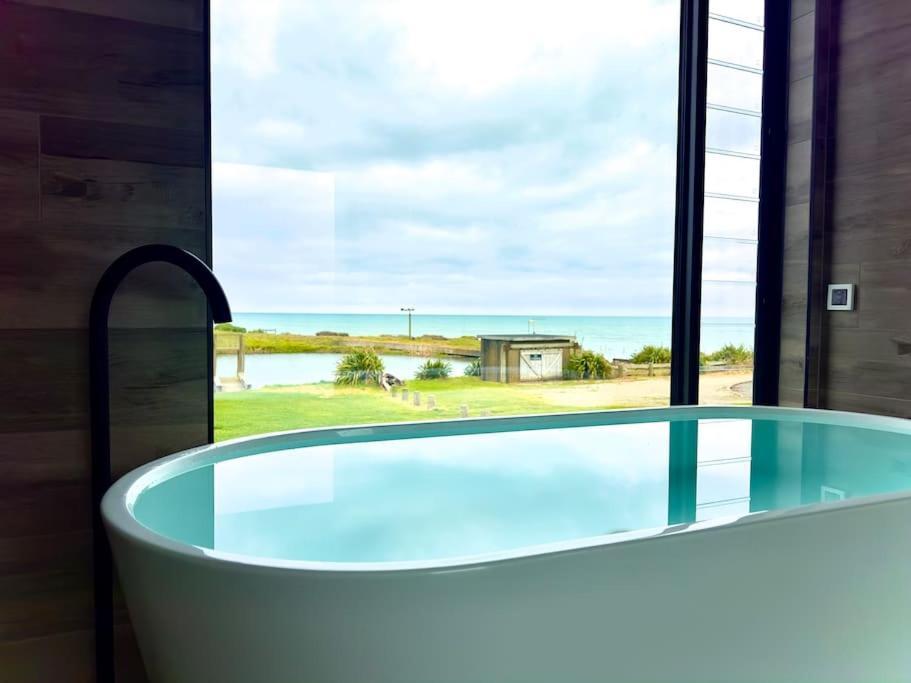 Luxury Absolute Ocean View Lodge Waverley Town District Exteriör bild